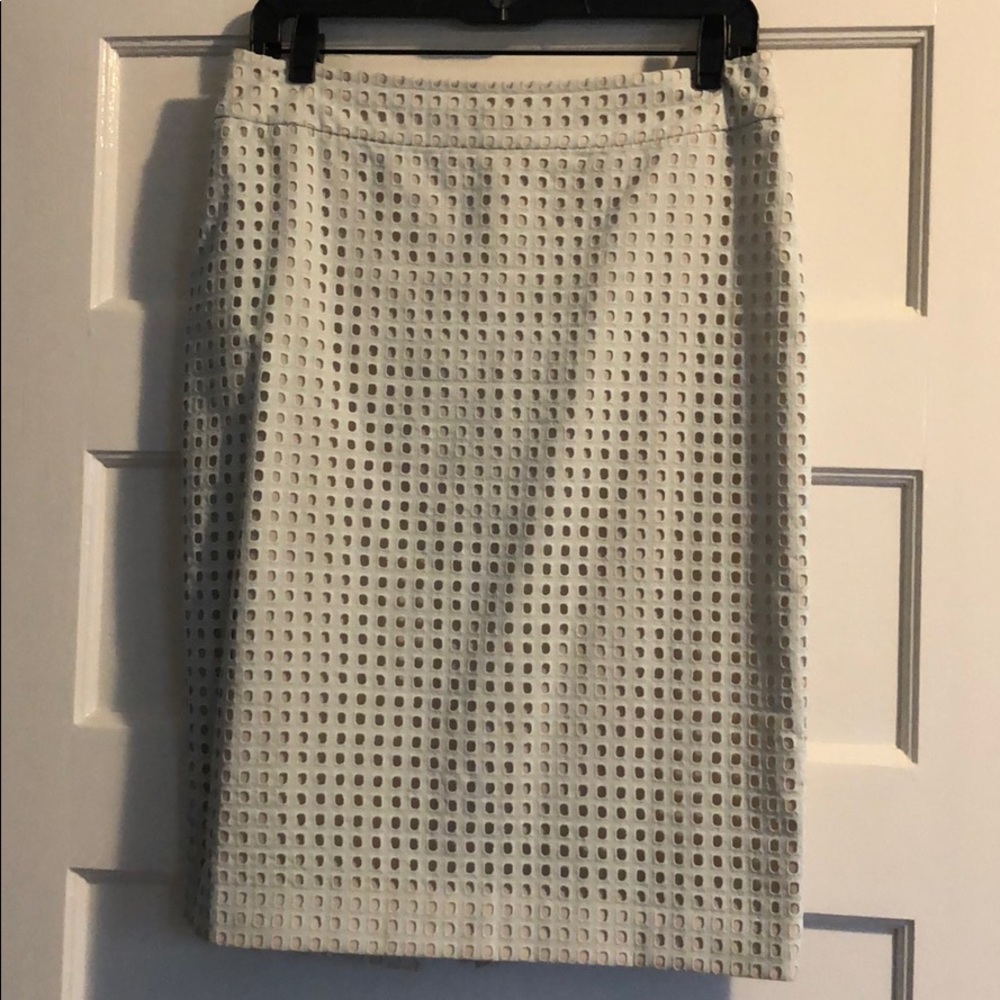 Ann Taylor knee length skirt size 6